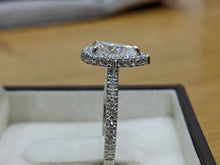 Load image into Gallery viewer, 1.4 Carat Platinum GIA Certified Diamond Engagement Ring