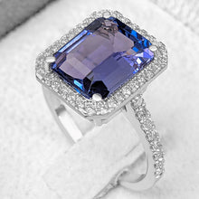 Load image into Gallery viewer, 4.60Ct Violetish Blue Tanzanite &amp; 0.50Ct Diamonds - 14 kt. White gold - Ring