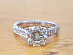 1.5 Carat Round Diamond Engagement Ring - Diamonds Mine